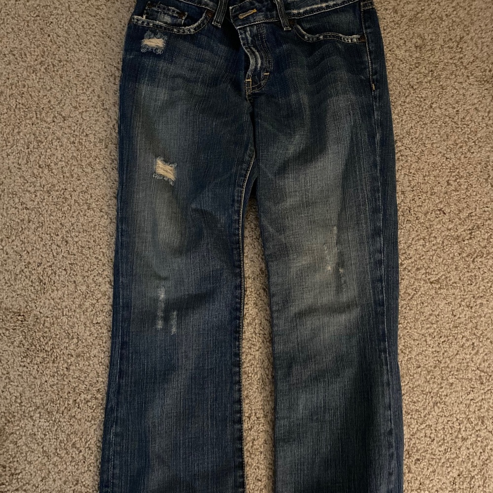 Buckle cropped jeans
